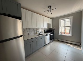 119 Hobart Ave #4E, Bayonne, NJ 07002