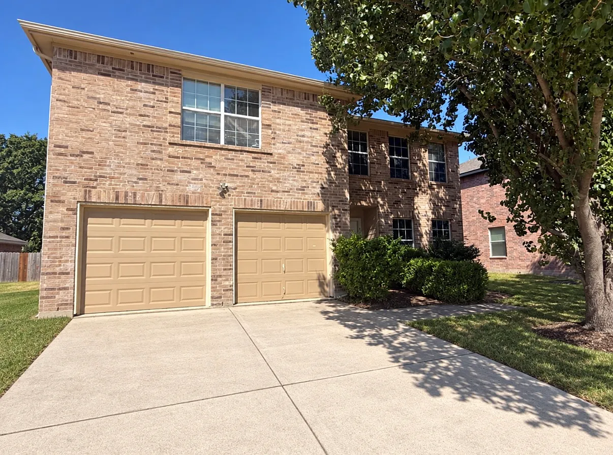 4625 Bridlewood Lane - 1 — Photo 1