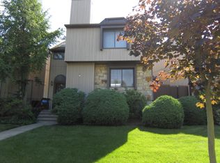 94 Diamond Ln, Old Bridge, NJ 08857