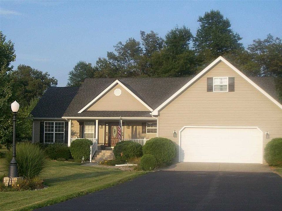 1st image of 4300 Woodland Hill Dr