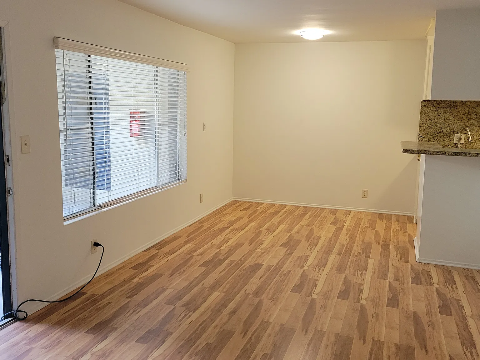 12485 Walsh Ave — Photo 2