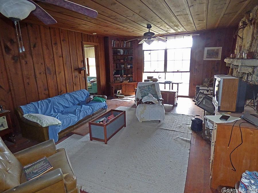 34 W Wahpeton Hill Rd, Hardy, AR 72542 Zillow