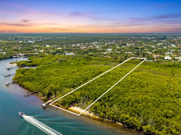 11765 SE Laurel Lane, Hobe Sound, FL 33455