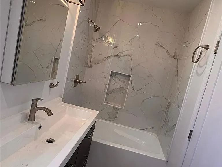 2686 Greenfield Ave — Photo 18