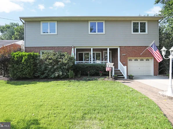 934 Chesterfield Rd, Haddonfield, NJ 08033