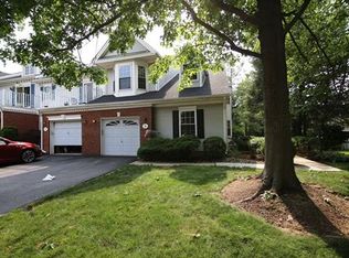 34 Topaz Dr #274, Franklin Park, NJ 08823