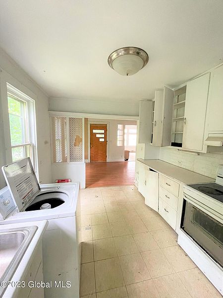 3rd image of 7 Ridge Avenue