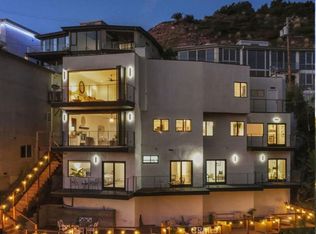 6422 W Weidlake Dr, Los Angeles, CA 90068