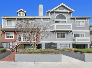 10721 Moorpark St APT 105, North Hollywood, CA 91602