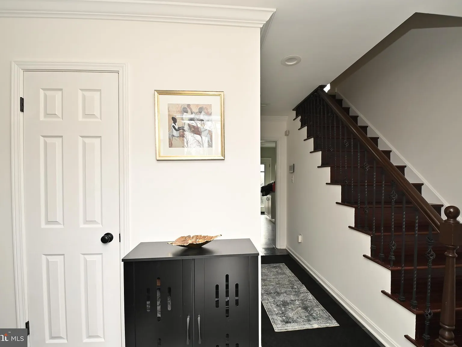 4 bed, 3.0 bath, 2508 sqft, $3,500 — Photo 3
