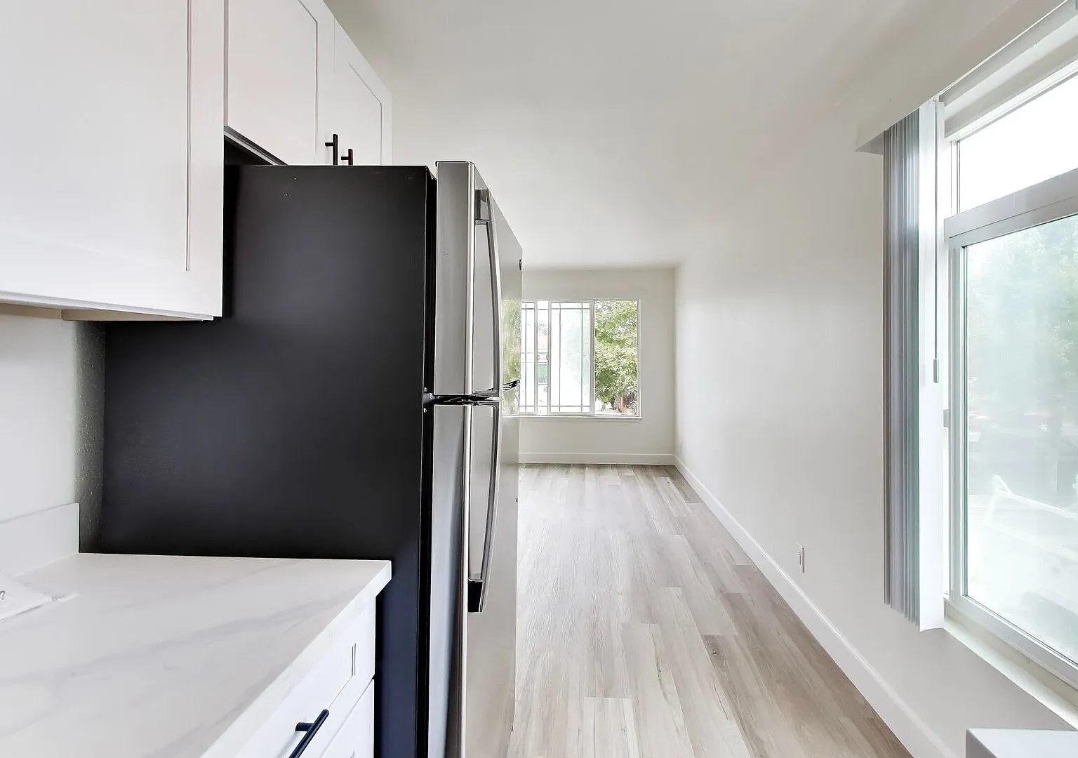 Fully Renovated, Immaculate One Bedroom in Quiet Community — Photo 3