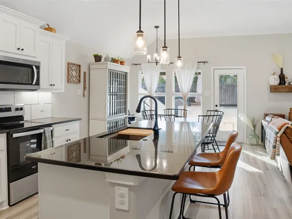 7602 Grant Ln, Greenville, TX 75402