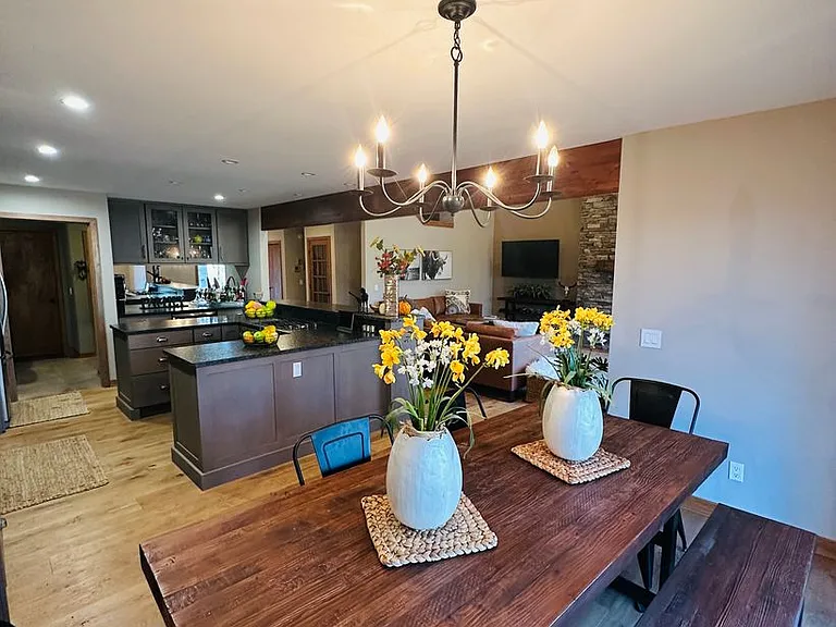 6245 Summit Ct — Photo 7