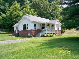 1805 Hamburg Rd, Bakersville, NC 28705