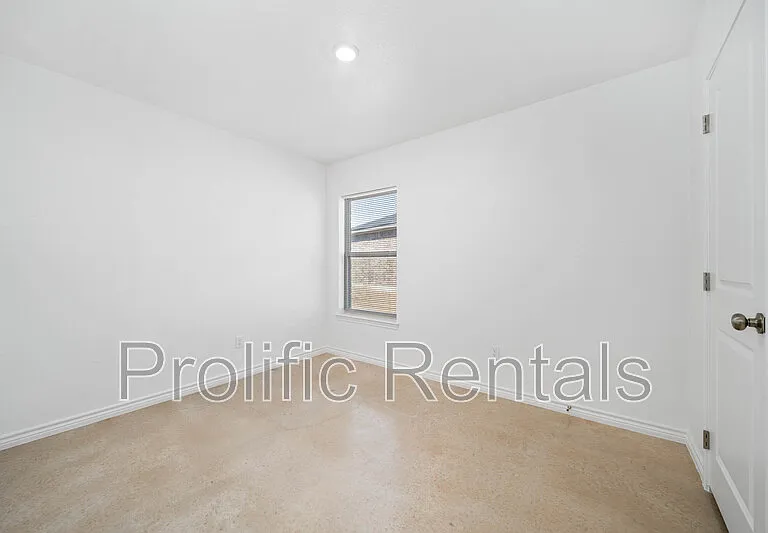 1254 Lehmann Dr #A — Photo 18