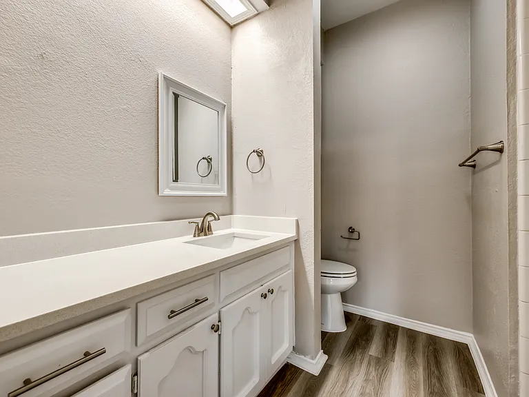 510 Norwood Pl #7 — Photo 24
