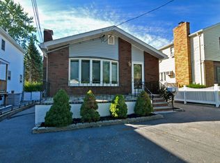 77 Cushing Ave, Revere, MA 02151