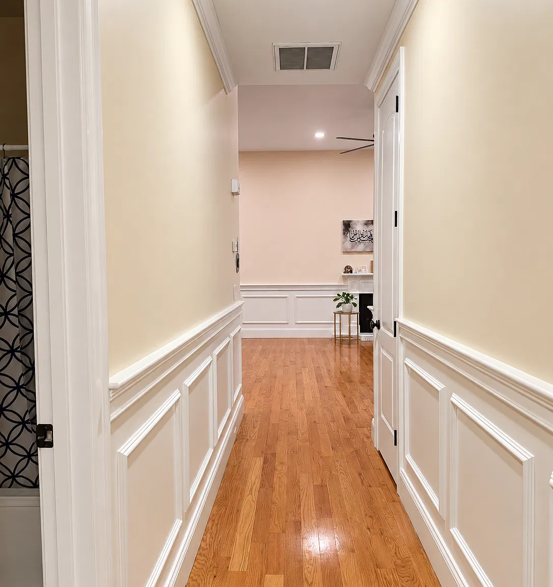 4 bed, 2250 sqft, $3,700 — Photo 4