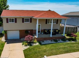 118 Arena Dr, Weirton, WV 26062