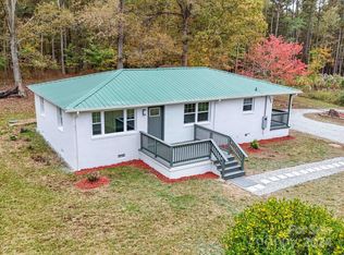 11522 Crestview Dr, Locust, NC 28097