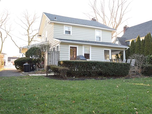 2nd image of 407 Philadelphia Blvd