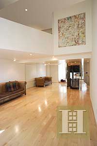 2nd image of 135 W 70th St APT 8H