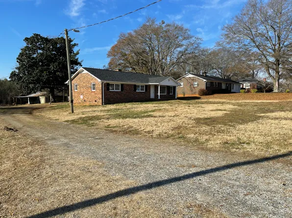1517 Boiling Springs Rd, Boiling Springs, SC 29316