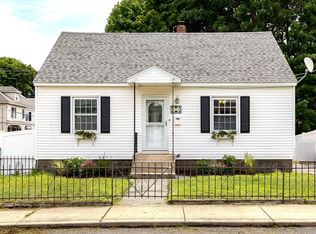 4 Atlantic St, Lowell, MA 01851