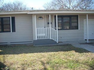 1221 Stratton Dr, Corpus Christi, TX 78412