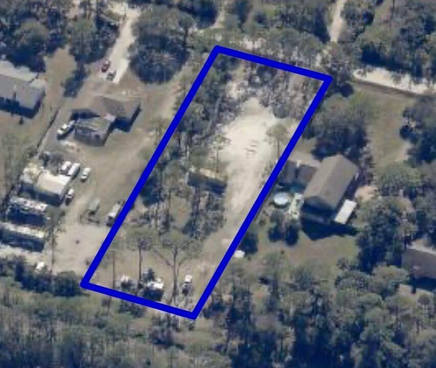 1st image of 4900 Banana Ave