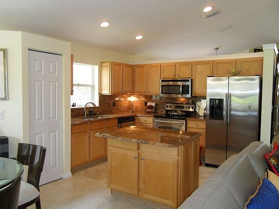5th image of 4082 Bluff Harbor Way