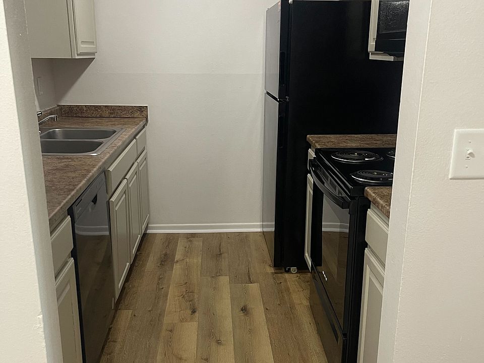 2nd image of 5510 Kirkwood Blvd SW #1