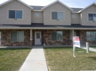 1577 E Sandalwood Dr, South Weber, UT 84405