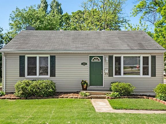 2nd image of 9548 Theodosia Ave