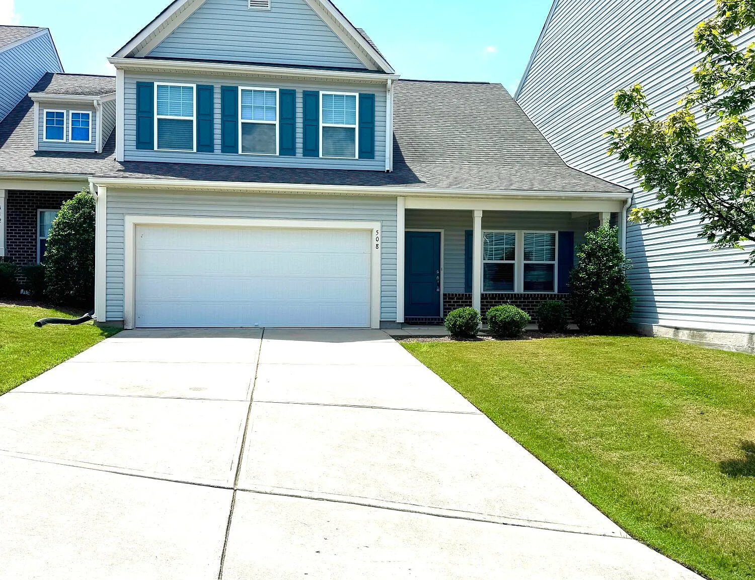 4 bed, 3.5 bath, 2732 sqft, $2,595 — Photo 2