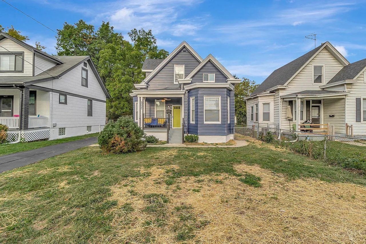 6021 Lantana Ave photo 1