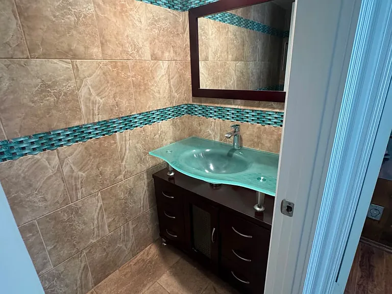 4153 W Sarah St — Photo 11