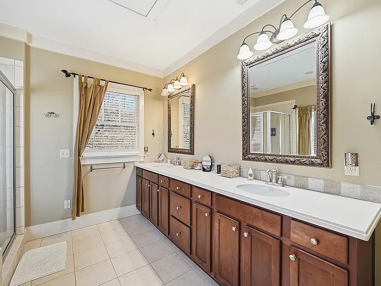 425 Sanderlin Mountain Dr — Photo 33