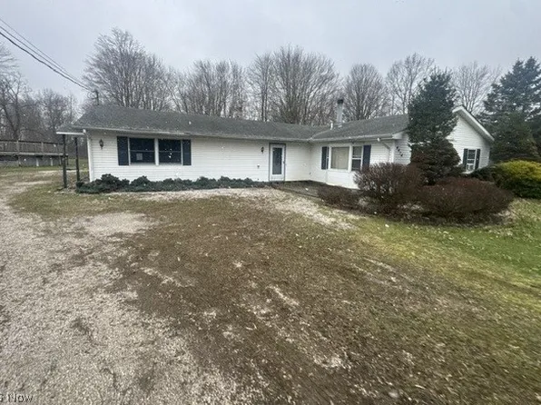 4474 Wilson Sharpsville Rd, Cortland, OH 44410