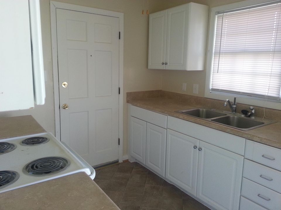 1st image of 4804 Thornhurst St