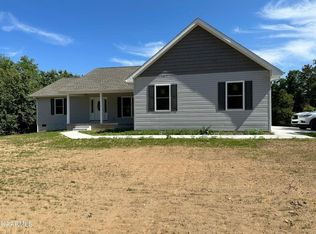 107 Hickory Mill Rd, Jamestown, TN 38556