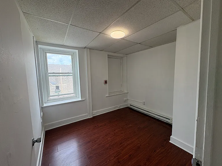 32 N 3rd Ave — Photo 26