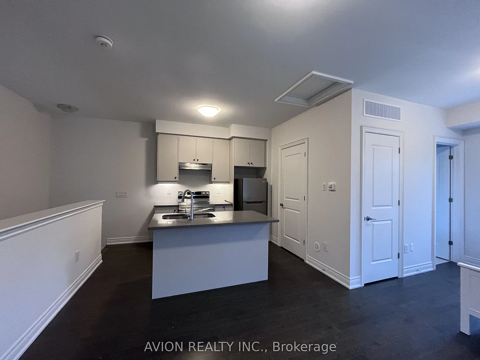 1 bed, $1,800 — Photo 3