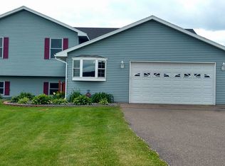 1044 290th St, Glenwood City, WI 54013