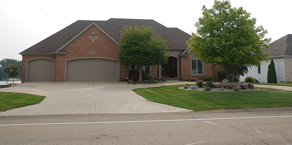 1st image of 9008 24th Ave