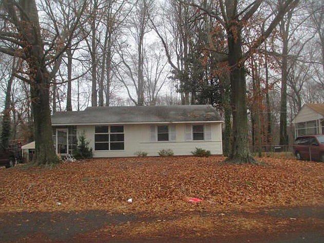 2nd image of 4236 Fayette Cir