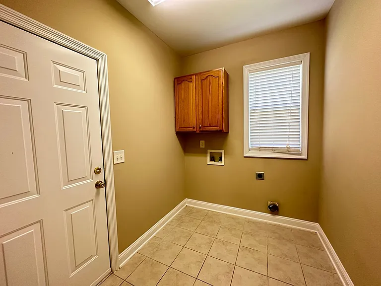6378 Clubside Dr — Photo 32
