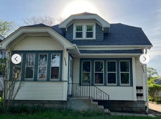 2350 N 67th St, Wauwatosa, WI 53213