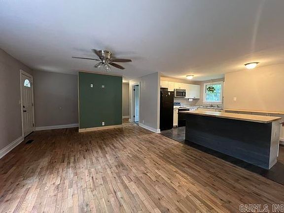 3rd image of 1827 Greensboro Rd