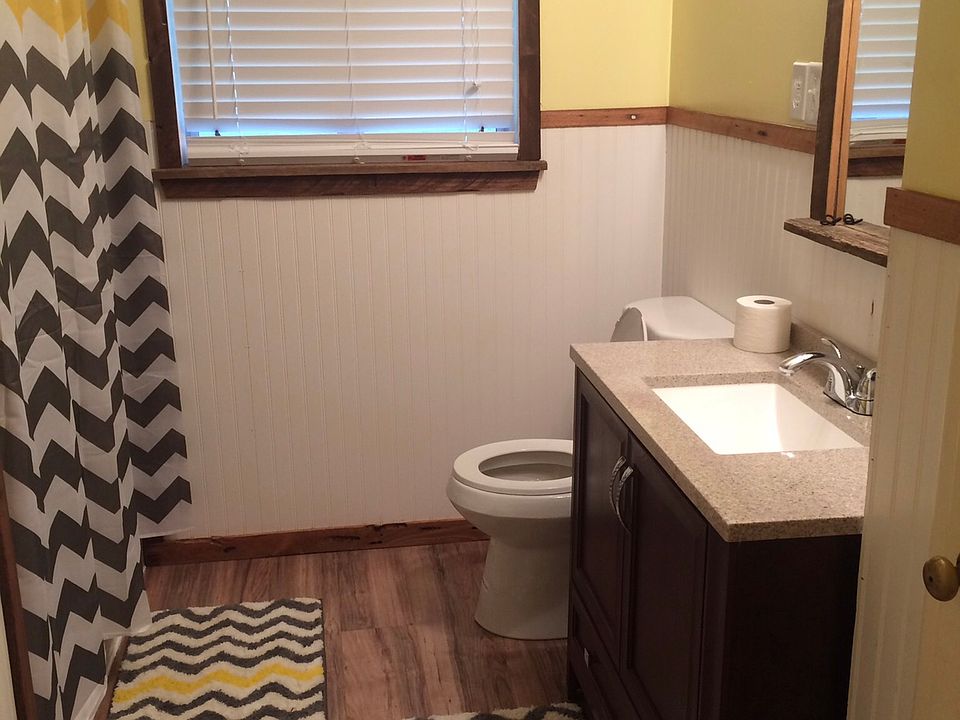1st image of 309 Janis St
